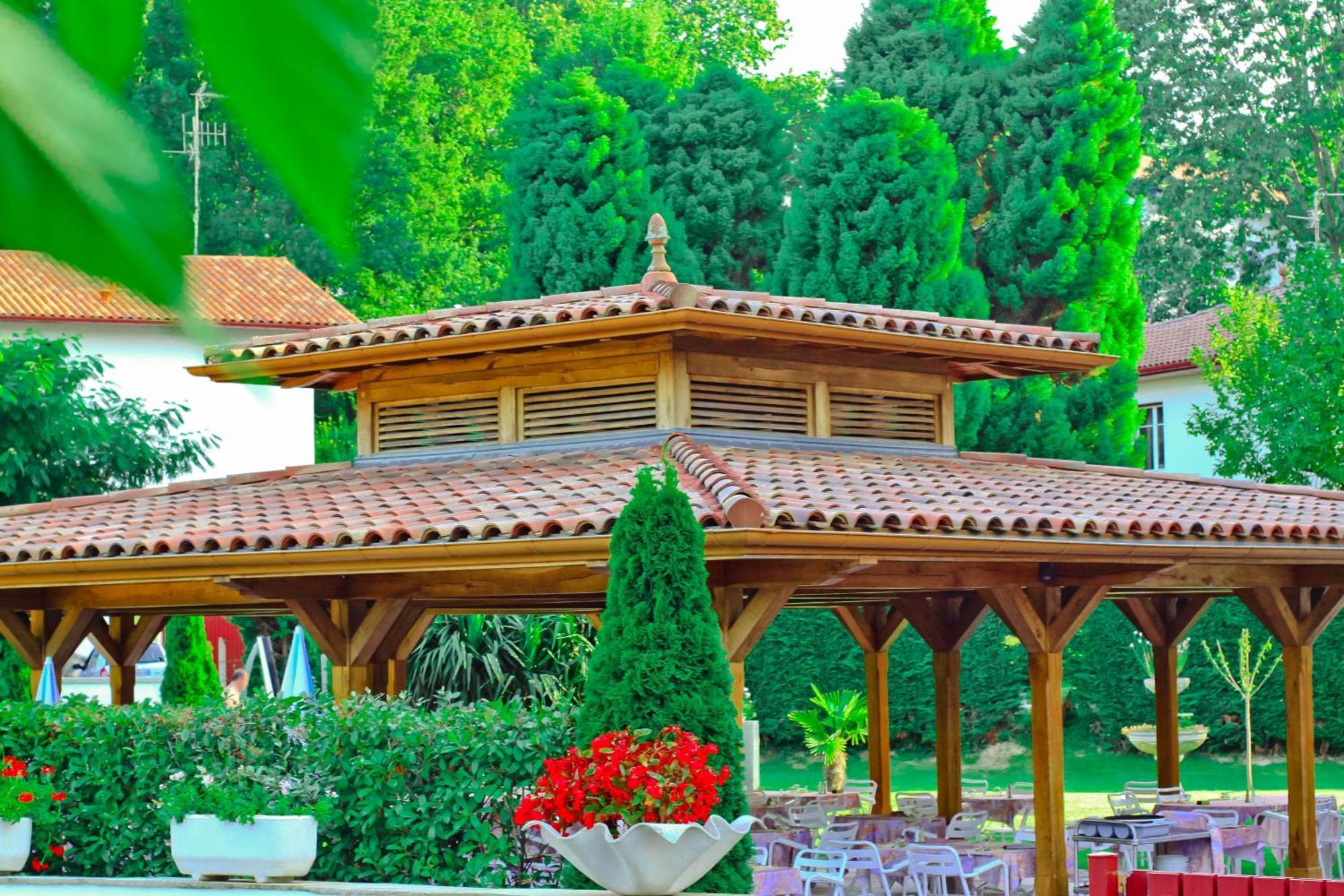 Hotel Restaurant Txistulari Itxassou Ngoại thất bức ảnh